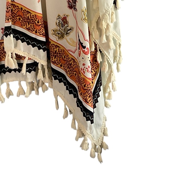 Altar'd State Colorful Medallion Print Tassell Hem Kimono Wrap Size S/M - Picture 6 of 10